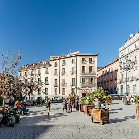 For You Rentals Teatro Real Plaza Apartment Temporal Saint Martin Madrid Tru5 المظهر الخارجي الصورة